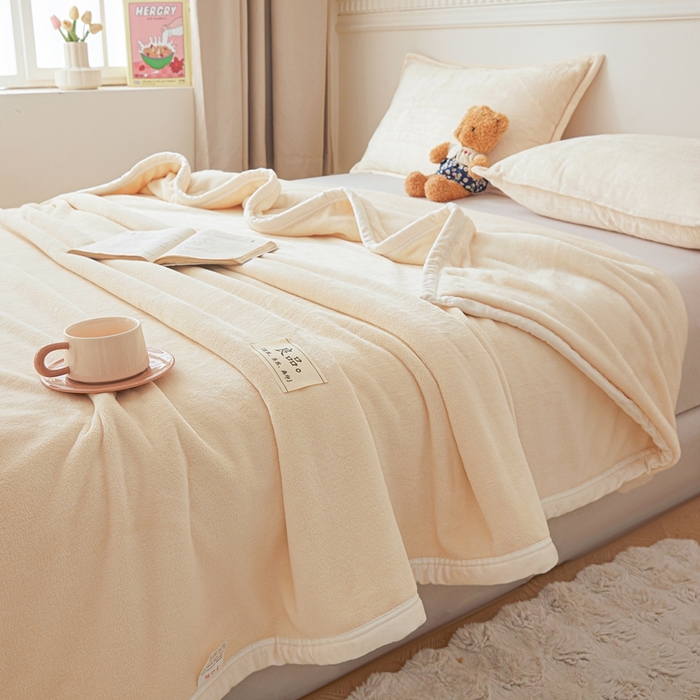 91家纺网 家纺一手货源 找家纺 （总）雅萱家纺 2024新款良品系列牛奶绒多功能毛毯盖毯