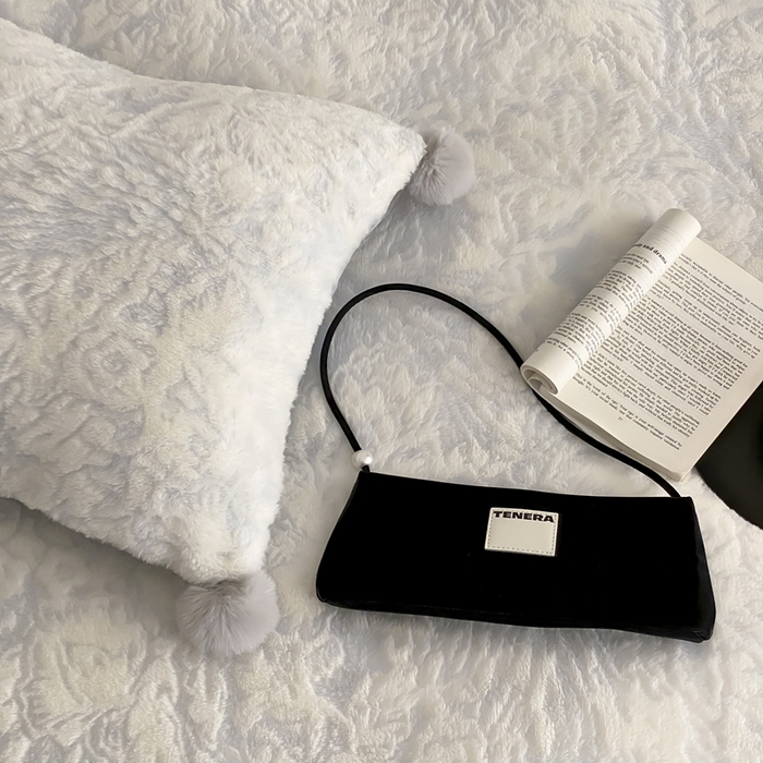 91家纺网 家纺一手货源 找家纺 （总）玉宇阁家居 2025新款亲肤舒适兔毛雕花绒提花雕花牛奶绒四件套-浮雕的纹理 控价：228/305/315/315/315/335（券后控价）