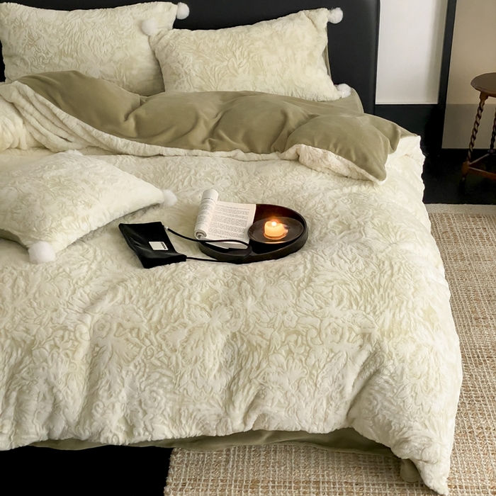 91家纺网 家纺一手货源 找家纺 玉宇阁家居 2025新款亲肤舒适兔毛雕花绒提花雕花牛奶绒四件套-浮雕的纹理 控价：228/305/315/315/315/335（券后控价） 浮雕的纹理-橡木苔绿