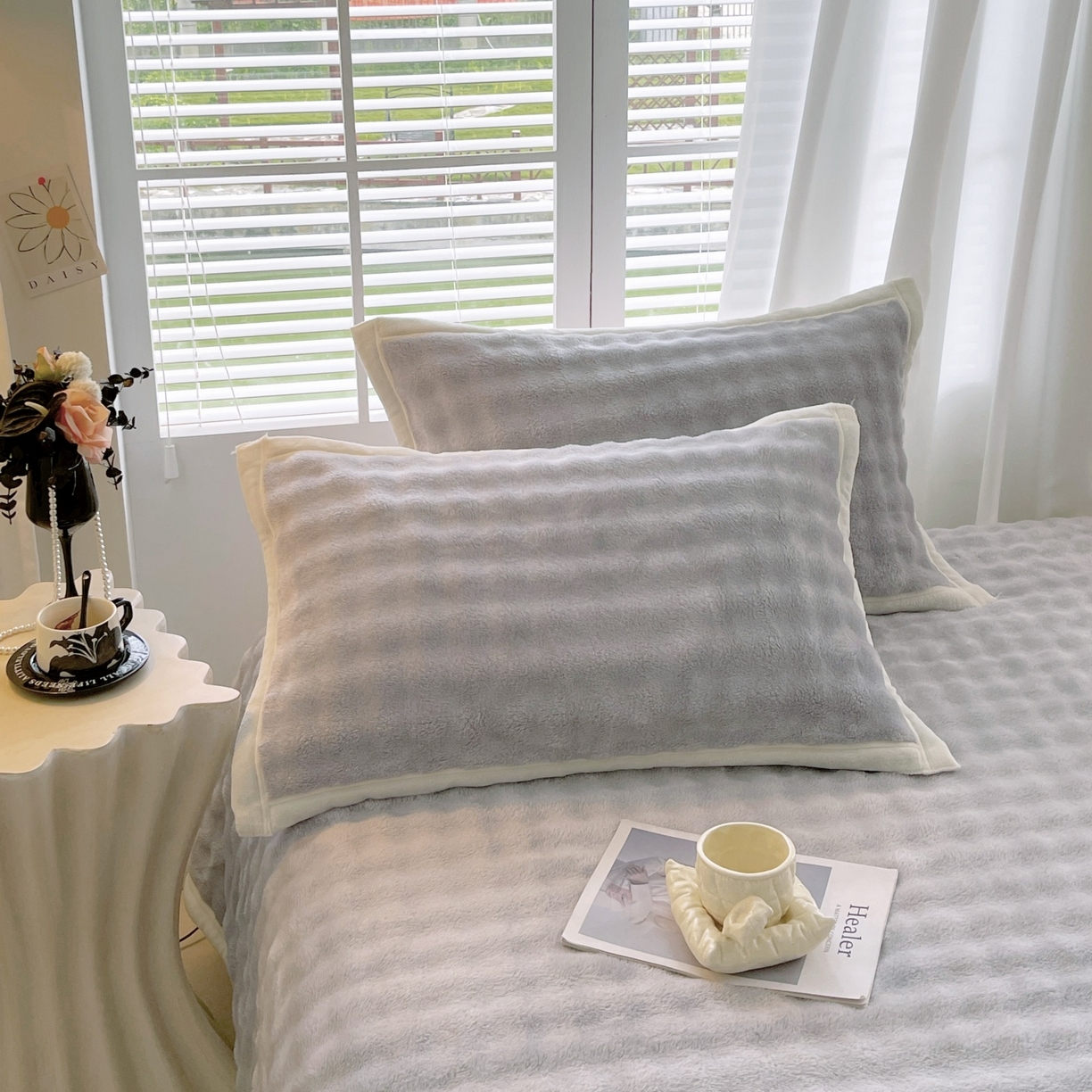 91家纺网 家纺一手货源 找家纺 雨彤家纺 2025新款泡泡牛奶绒单人枕巾 牛奶绒枕巾-绅士灰 50*125cm（适合1.2米枕头）