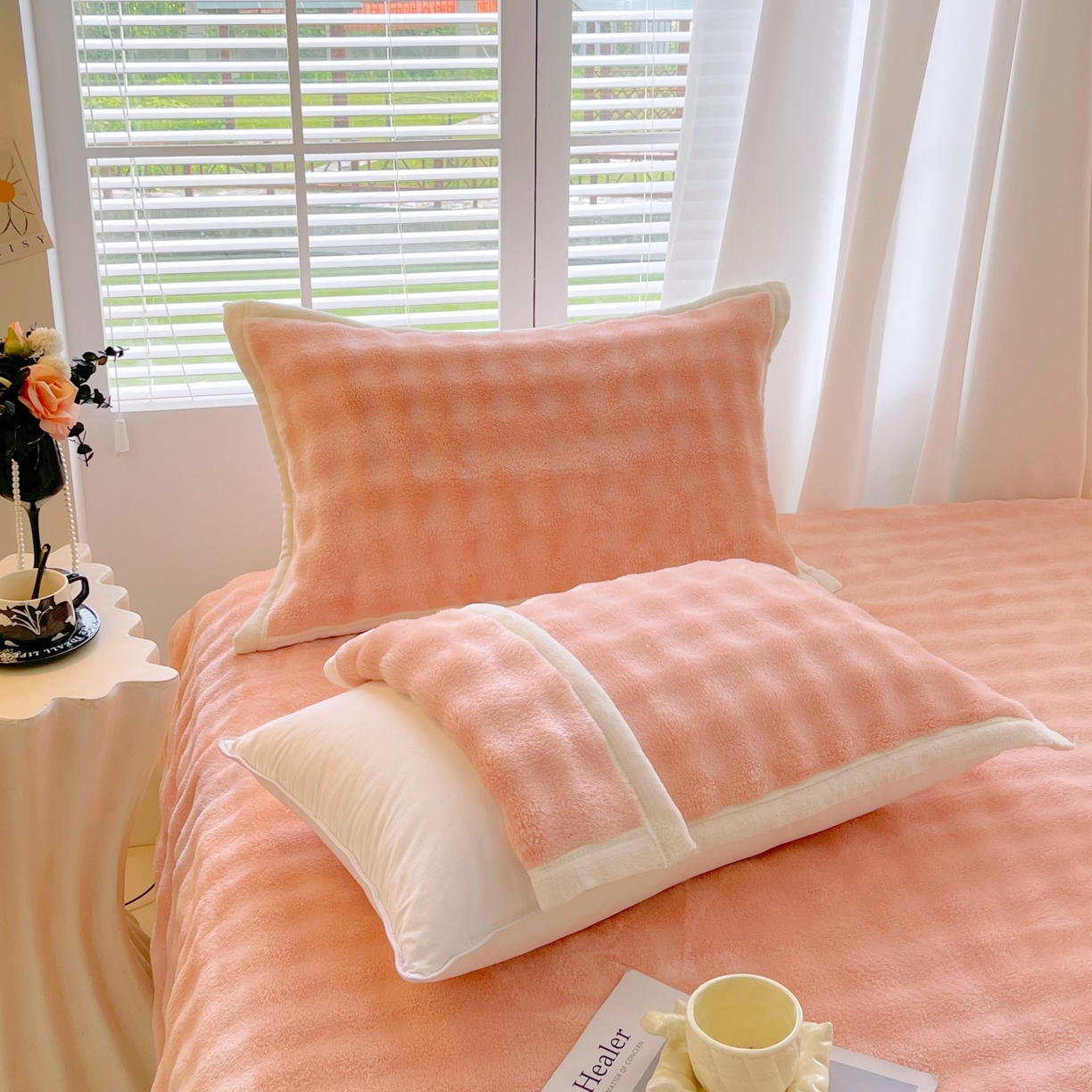 91家纺网 家纺一手货源 找家纺 雨彤家纺 2025新款泡泡牛奶绒单人枕巾 牛奶绒枕巾-樱花粉 50*80cm（一只）