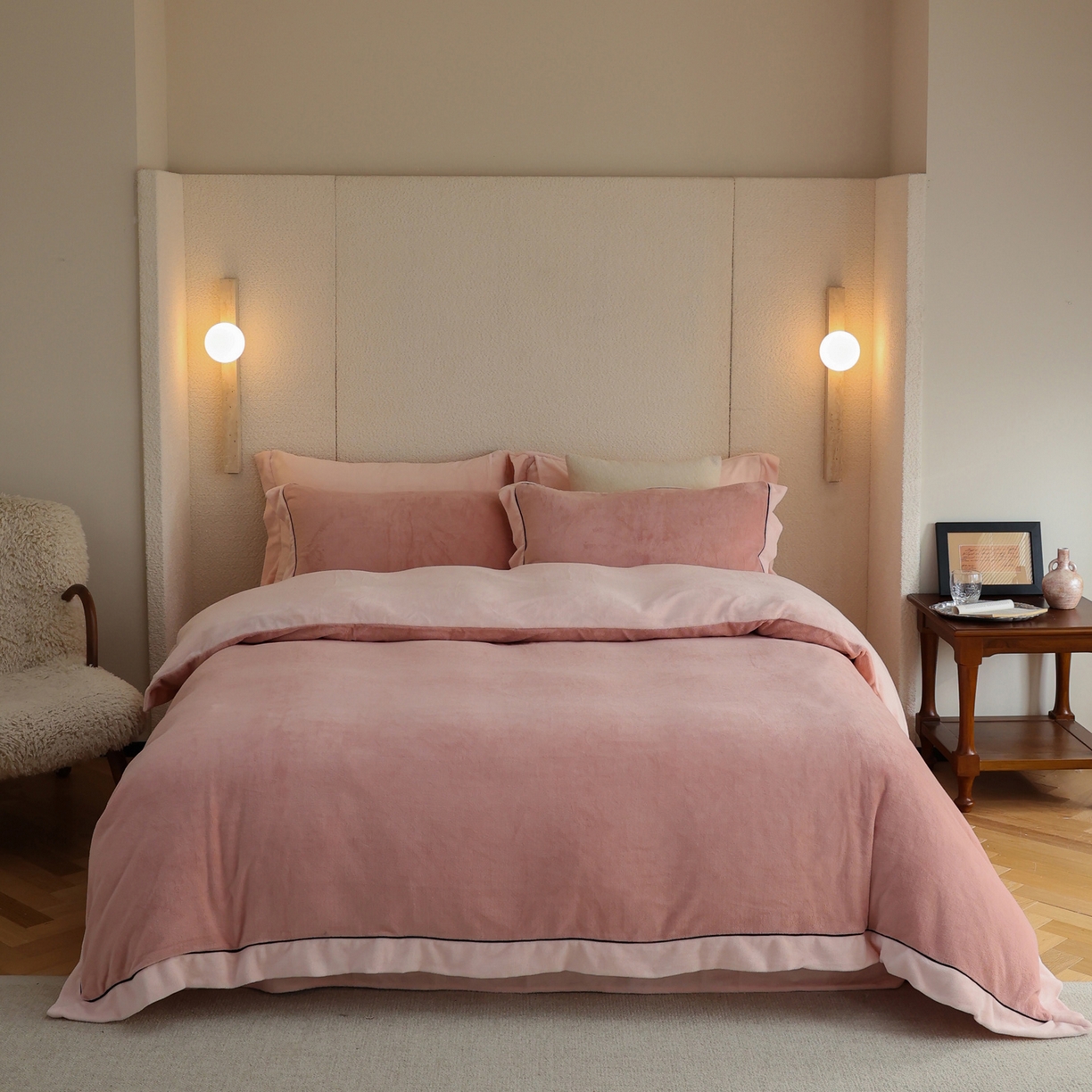 91家纺网 家纺一手货源 找家纺 万盛家纺 2025新款牛奶绒宽边黑麻绳四件套最新图 豆沙-悠悠粉