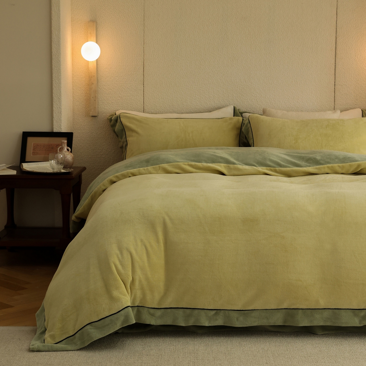 91家纺网 家纺一手货源 找家纺 万盛家纺 2025新款牛奶绒宽边黑麻绳四件套最新图 浅茶绿-抹茶绿