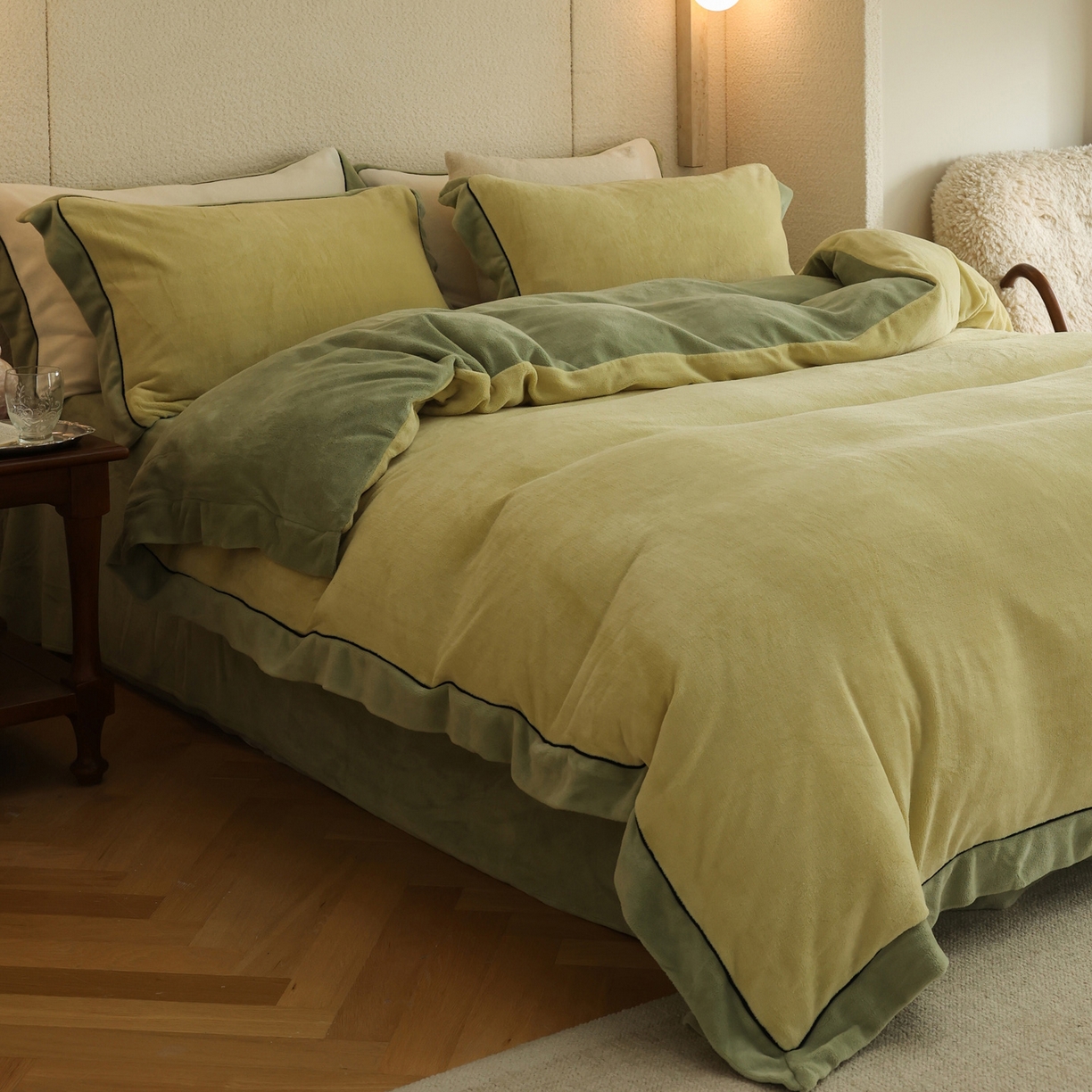 91家纺网 家纺一手货源 找家纺 万盛家纺 2025新款牛奶绒宽边黑麻绳四件套最新图 浅茶绿-抹茶绿