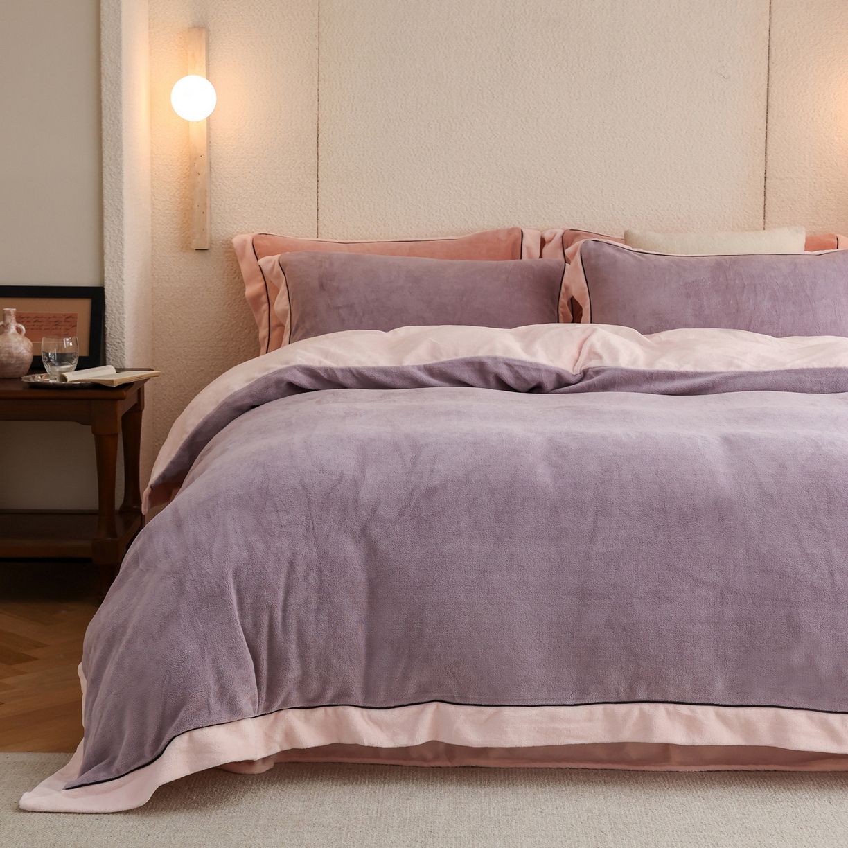 91家纺网 家纺一手货源 找家纺 万盛家纺 2025新款牛奶绒宽边黑麻绳四件套最新图 香芋紫-悠悠粉