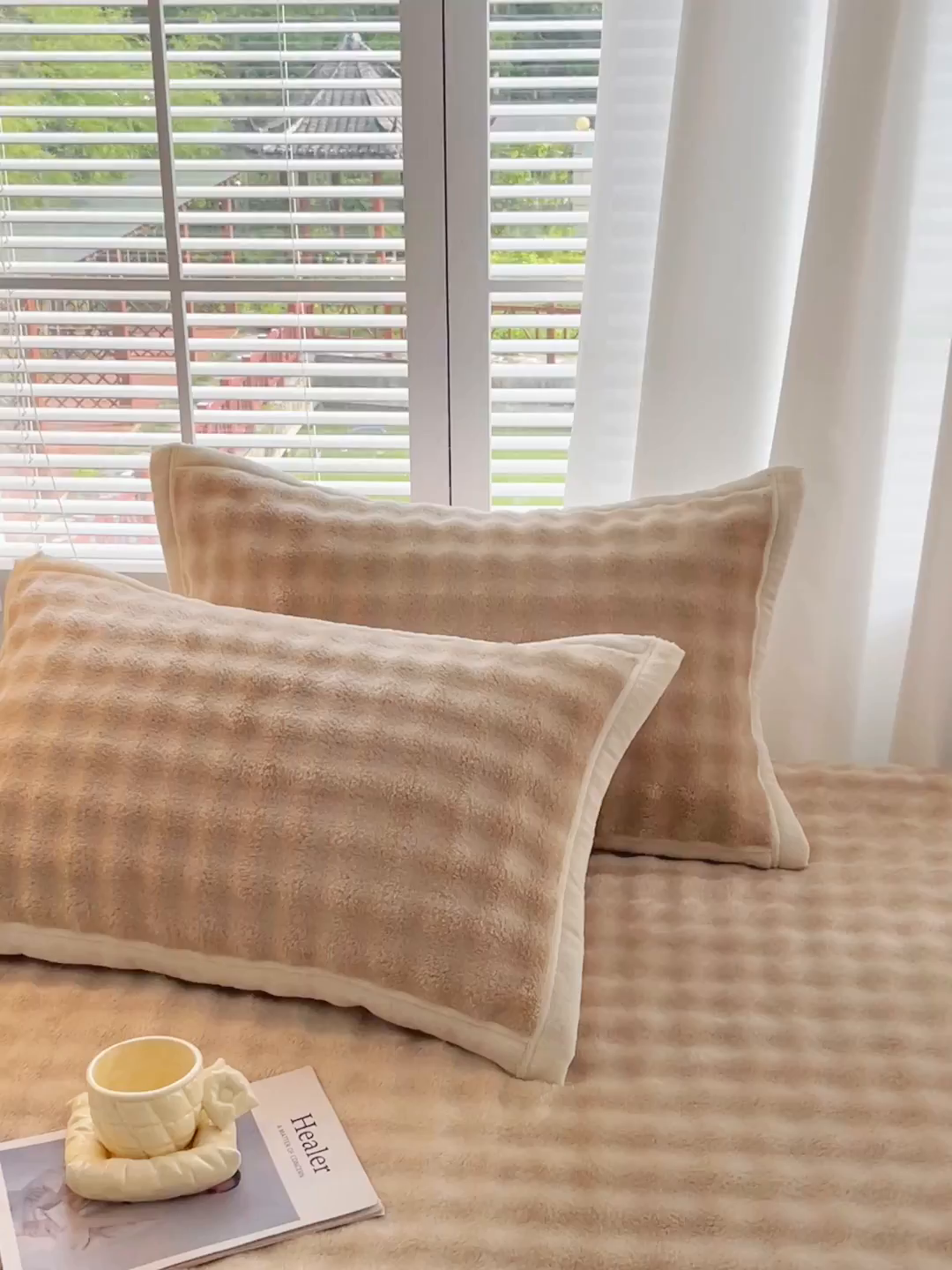 91家纺网 家纺一手货源 找家纺 （总）雨彤家纺 2025新款泡泡牛奶绒单人枕巾