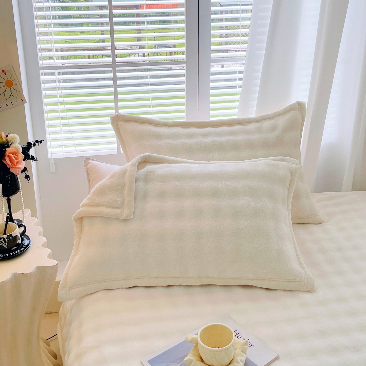 91家纺网 家纺一手货源 找家纺 雨彤家纺 2025新款泡泡牛奶绒单人枕巾 牛奶绒枕巾-奶油白 50*155cm（适合1.5米枕头）