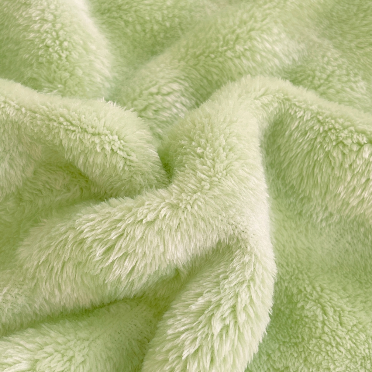 91家纺网 家纺一手货源 找家纺 雨彤家纺 2025新款泡泡牛奶绒单人枕巾 牛奶绒枕巾-抹茶绿 50*185cm（适合1.8米枕头）