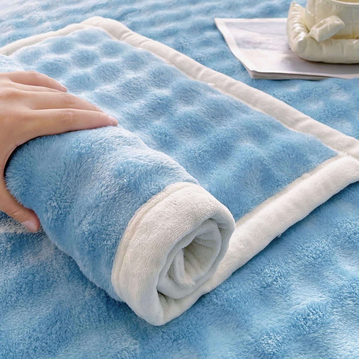 91家纺网 家纺一手货源 找家纺 雨彤家纺 2025新款泡泡牛奶绒单人枕巾 牛奶绒枕巾-天空蓝 50*80cm（一只）