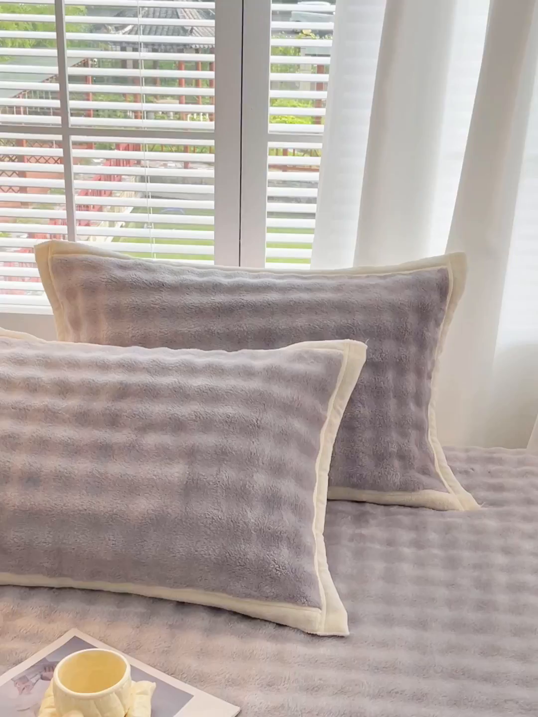 91家纺网 家纺一手货源 找家纺 雨彤家纺 2025新款泡泡牛奶绒单人枕巾 牛奶绒枕巾-绅士灰 50*105cm（适合1米枕头）