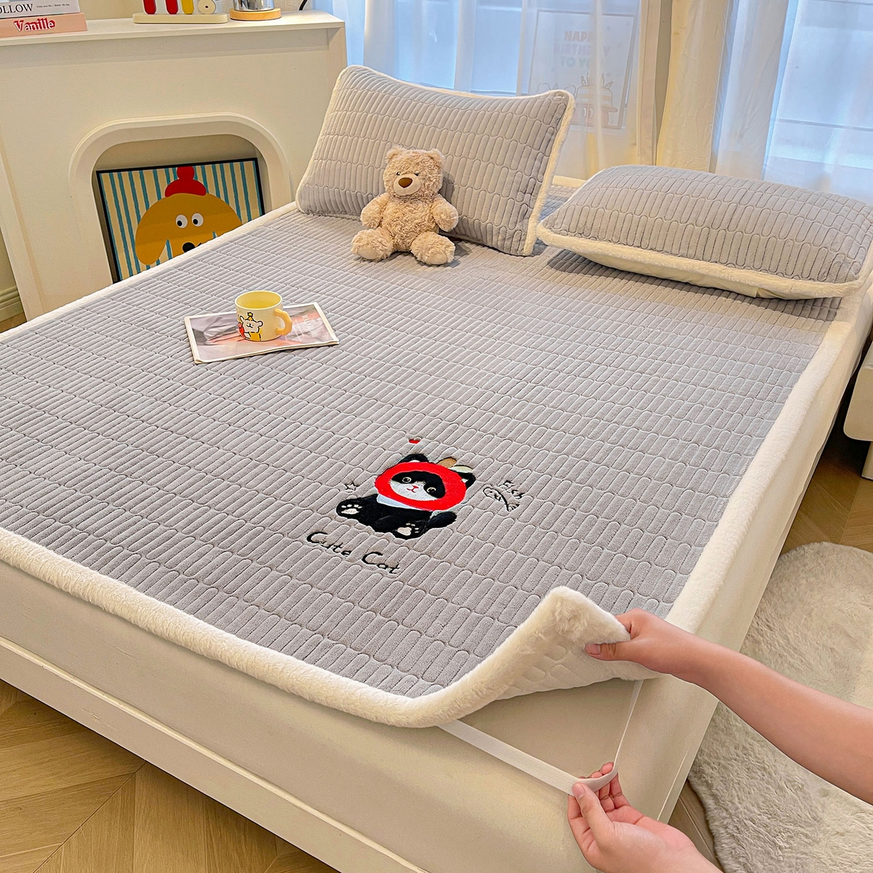 喜居 2025新款亲肤舒适苹安喵刺绣牛奶绒床褥垫垫子-苹安喵 苹安喵-灰