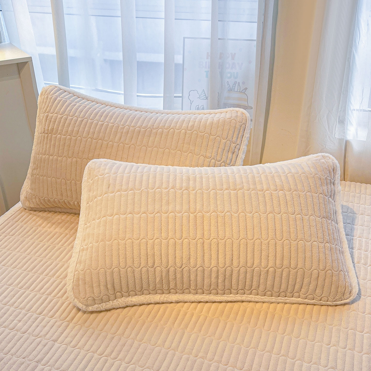 91家纺网 家纺一手货源 找家纺 喜居 2025新款亲肤舒适苹安喵刺绣牛奶绒床褥垫垫子-苹安喵 苹安喵-咖