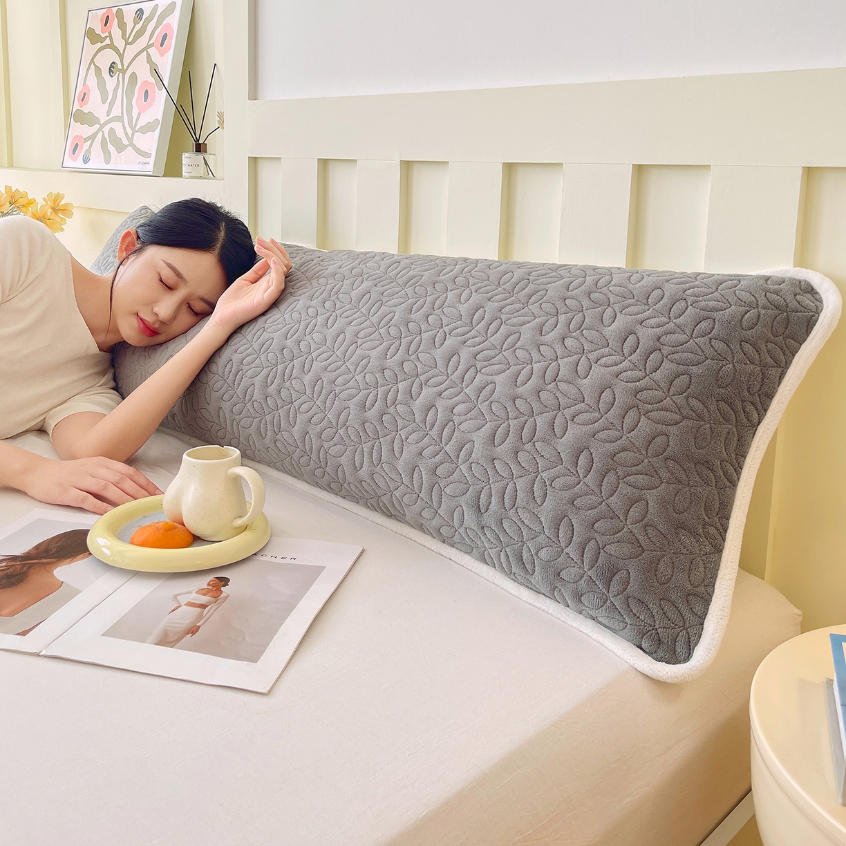 91家纺网 家纺一手货源 找家纺 雨彤家纺 2025新款牛奶绒夹棉包边长枕套 绒包边枕套-高级灰