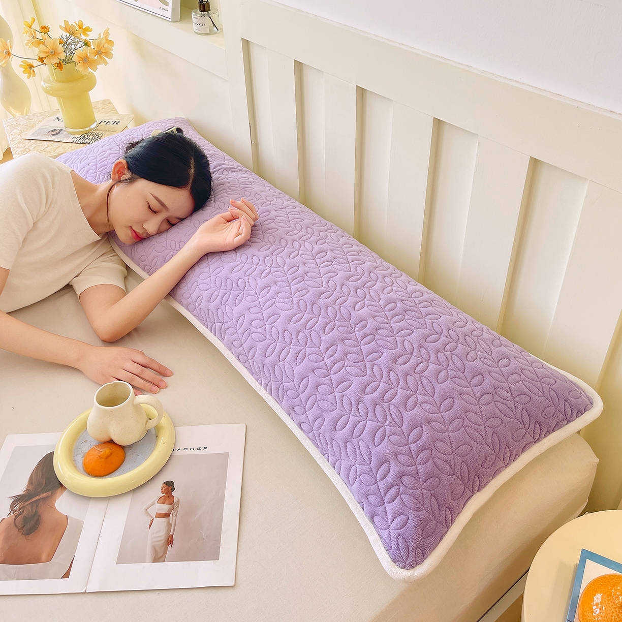 91家纺网 家纺一手货源 找家纺 雨彤家纺 2025新款牛奶绒夹棉包边长枕套 绒包边枕套-香芋紫