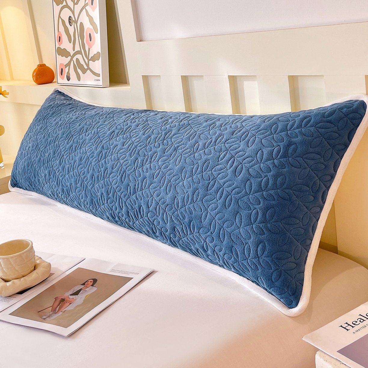 91家纺网 家纺一手货源 找家纺 雨彤家纺 2025新款牛奶绒夹棉包边长枕套 绒包边枕套-雾兰