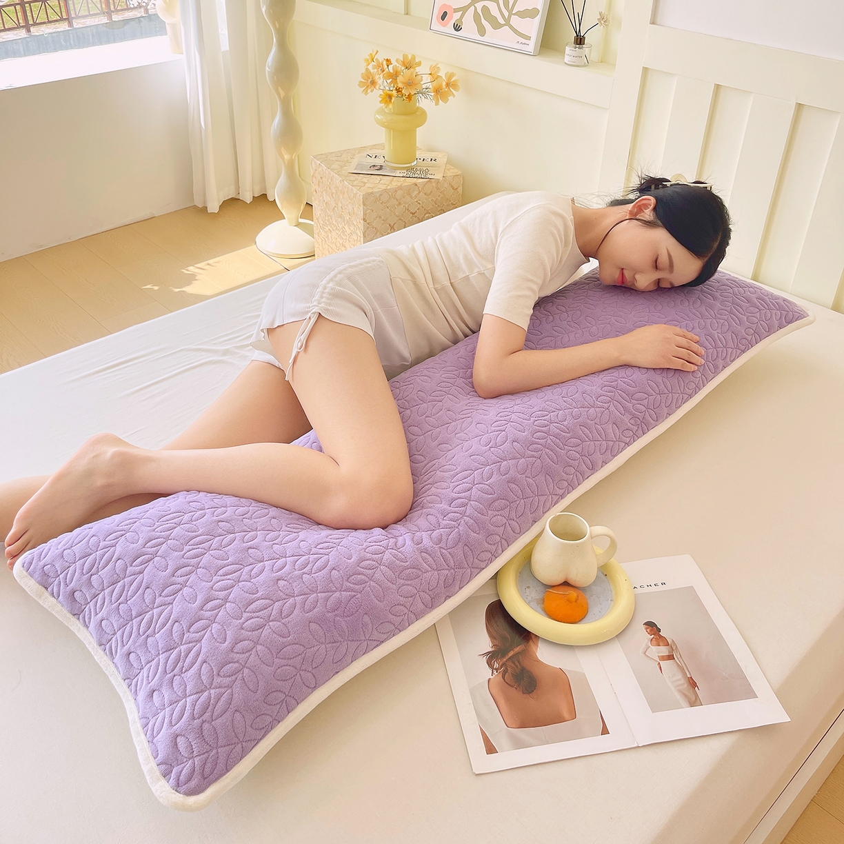 91家纺网 家纺一手货源 找家纺 雨彤家纺 2025新款牛奶绒夹棉包边长枕套 绒包边枕套-香芋紫