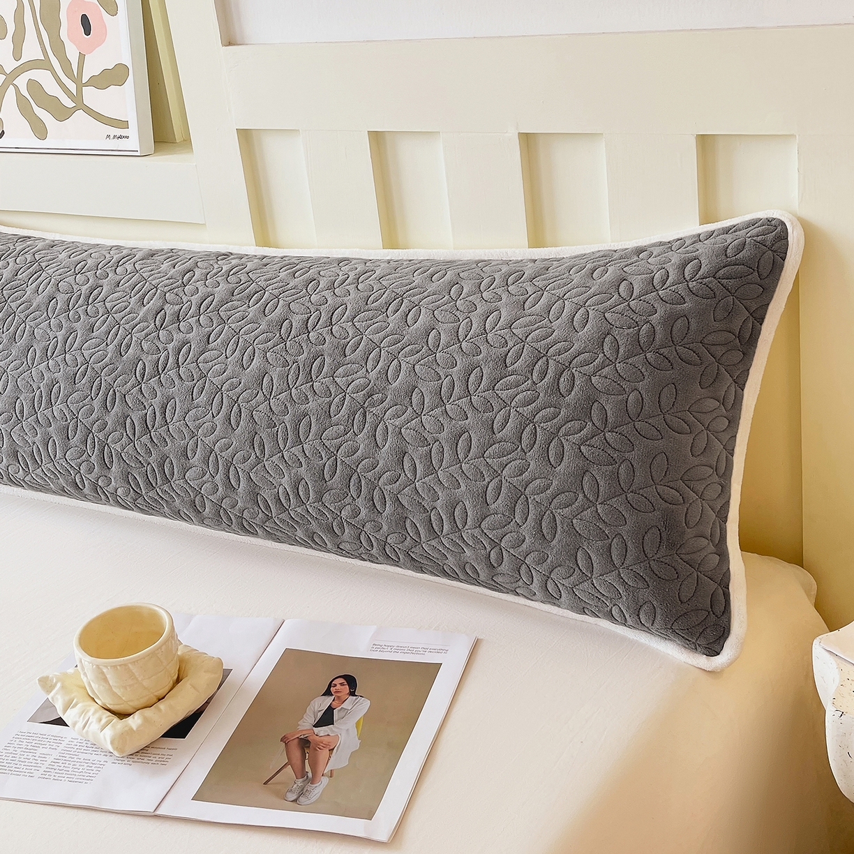 91家纺网 家纺一手货源 找家纺 雨彤家纺 2025新款牛奶绒夹棉包边长枕套 绒包边枕套-高级灰