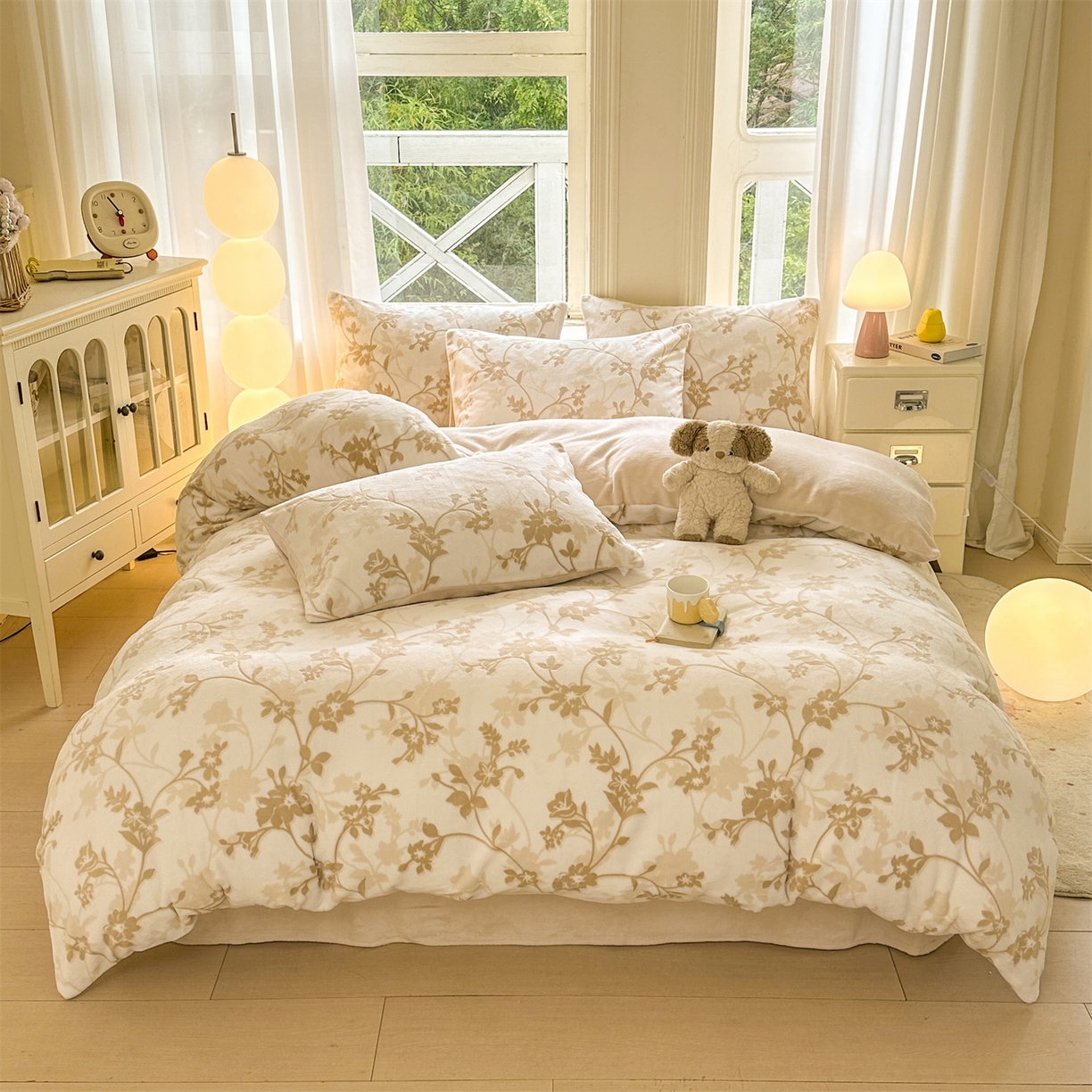 91家纺网 家纺一手货源 找家纺 灰鲸 2025新款立体雕花牛奶绒四件套 繁花-杏