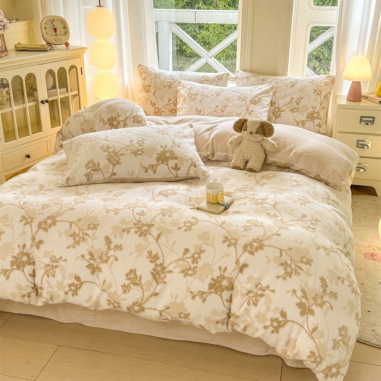 91家纺网 家纺一手货源 找家纺 灰鲸 2025新款立体雕花牛奶绒四件套 繁花-杏