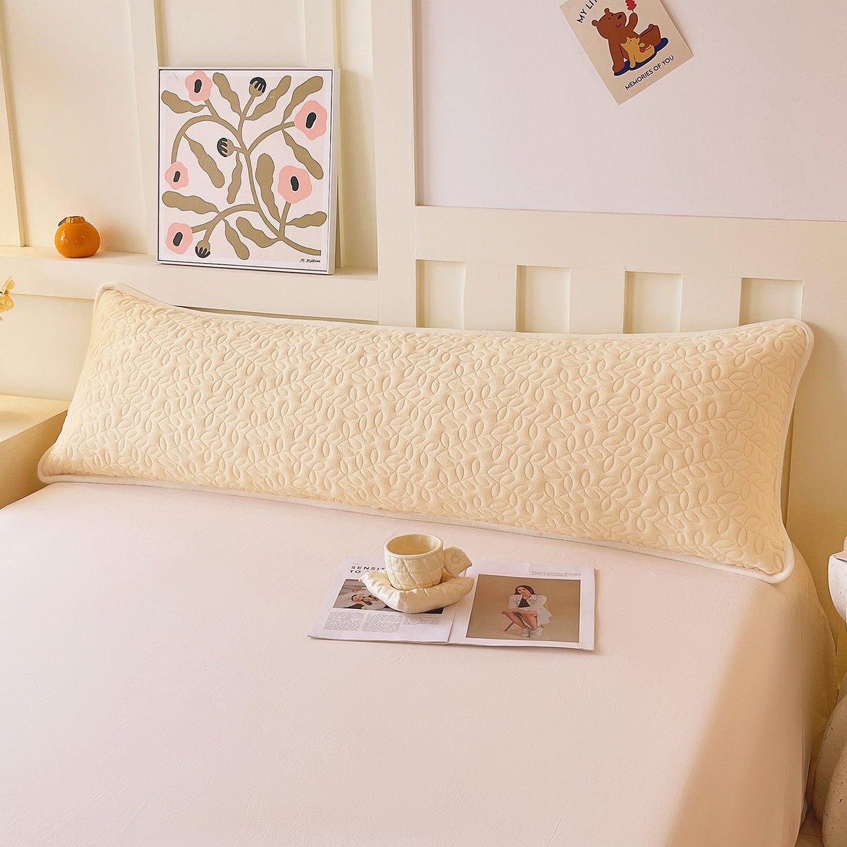 91家纺网 家纺一手货源 找家纺 雨彤家纺 2025新款牛奶绒夹棉包边长枕套 绒包边枕套-鹅黄