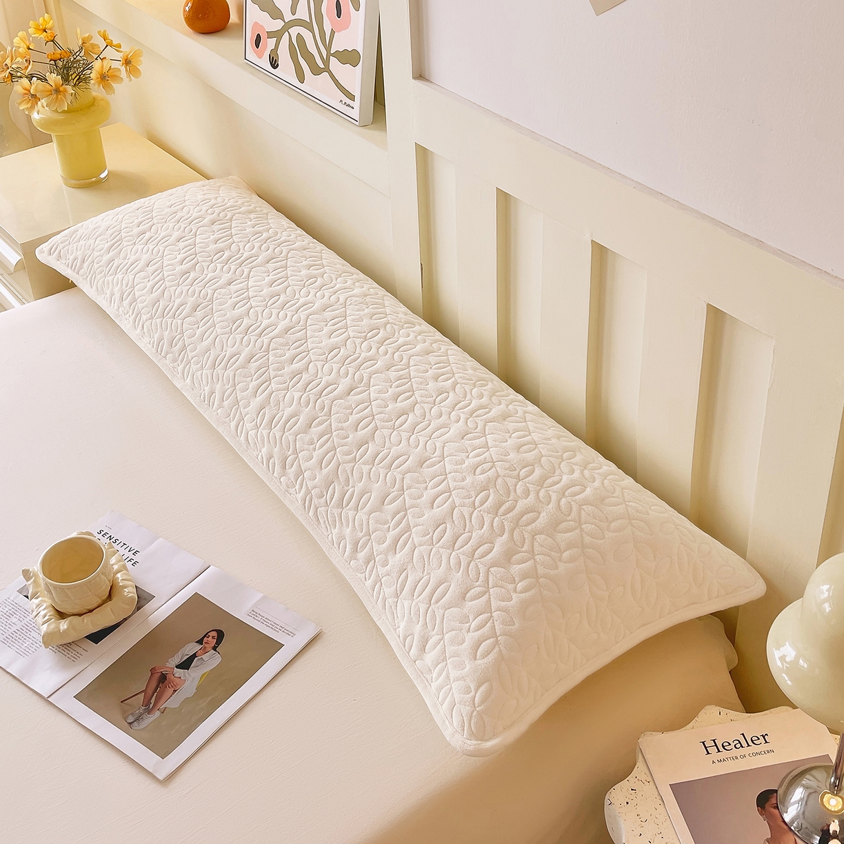 91家纺网 家纺一手货源 找家纺 雨彤家纺 2025新款牛奶绒夹棉包边长枕套 绒包边枕套-奶白