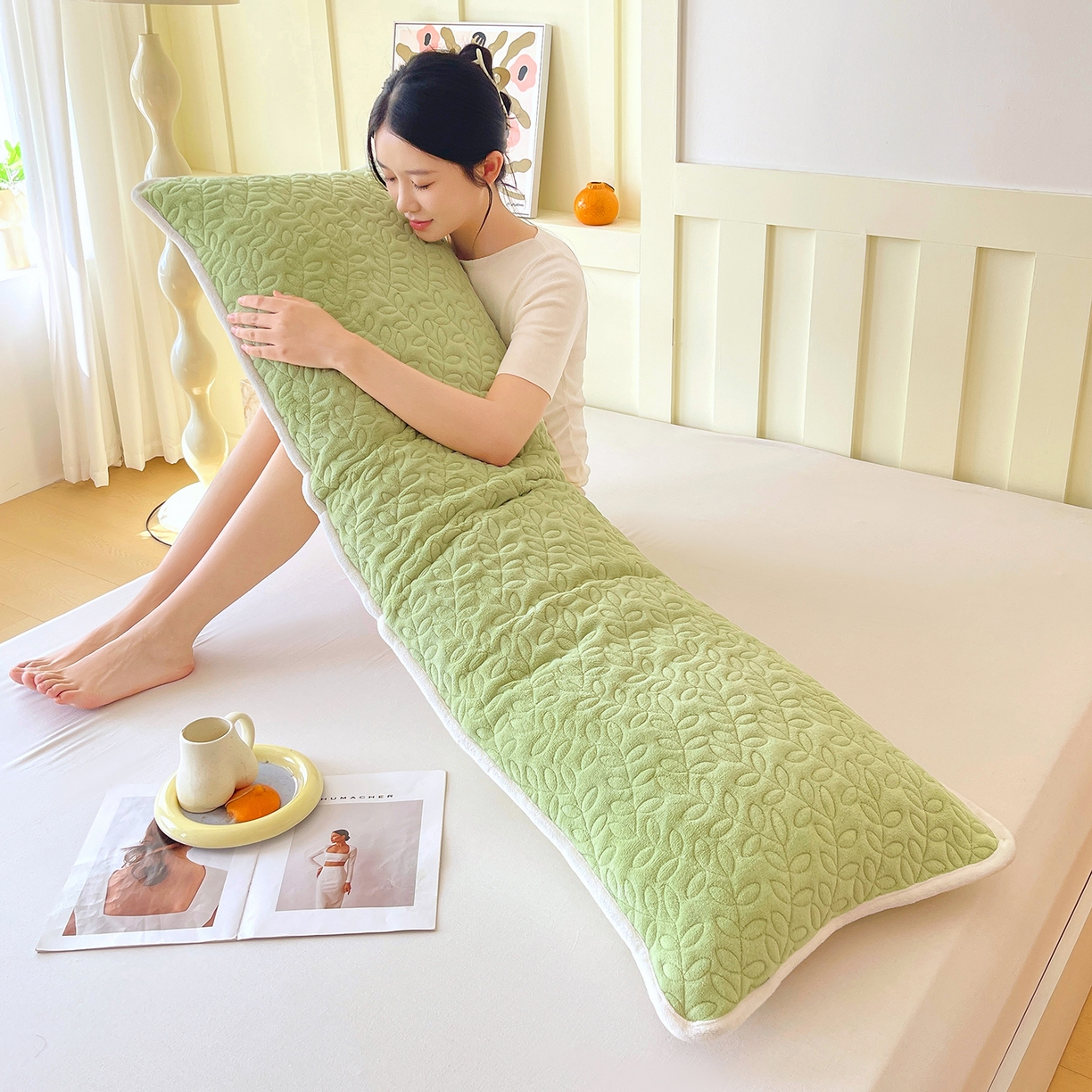 91家纺网 家纺一手货源 找家纺 雨彤家纺 2025新款牛奶绒夹棉包边长枕套 绒包边枕套-嫩绿