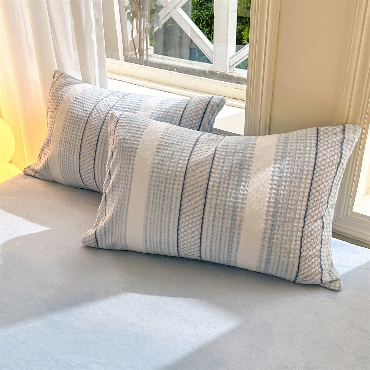 91家纺网 家纺一手货源 找家纺 灰鲸 2025新款立体雕花牛奶绒四件套 泛歌-蓝