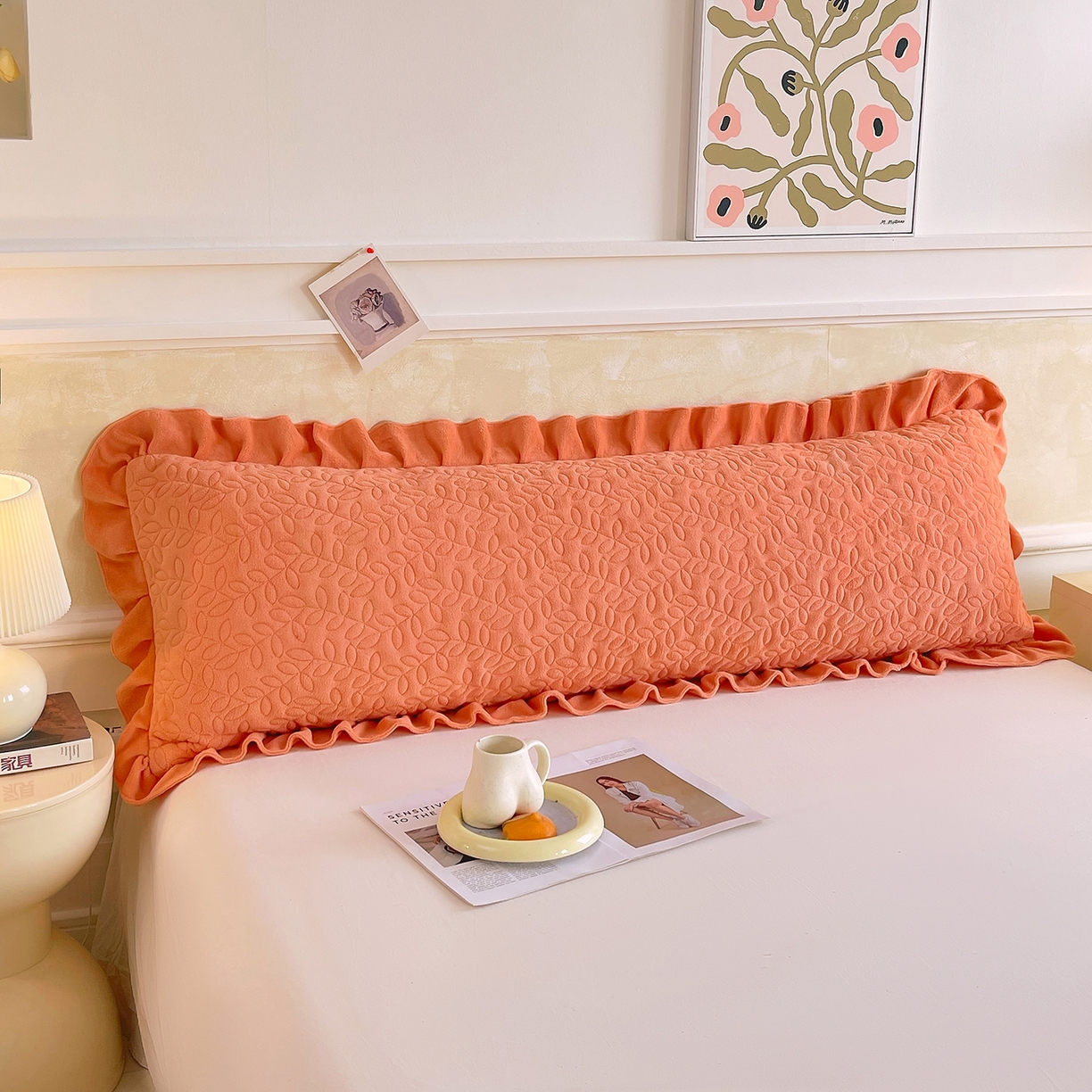 91家纺网 家纺一手货源 找家纺 雨彤家纺 2025新款牛奶绒花边夹棉长枕套 幸运草-桔色