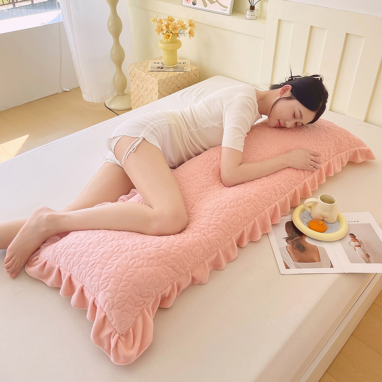 91家纺网 家纺一手货源 找家纺 （总）雨彤家纺 2025新款牛奶绒花边夹棉长枕套