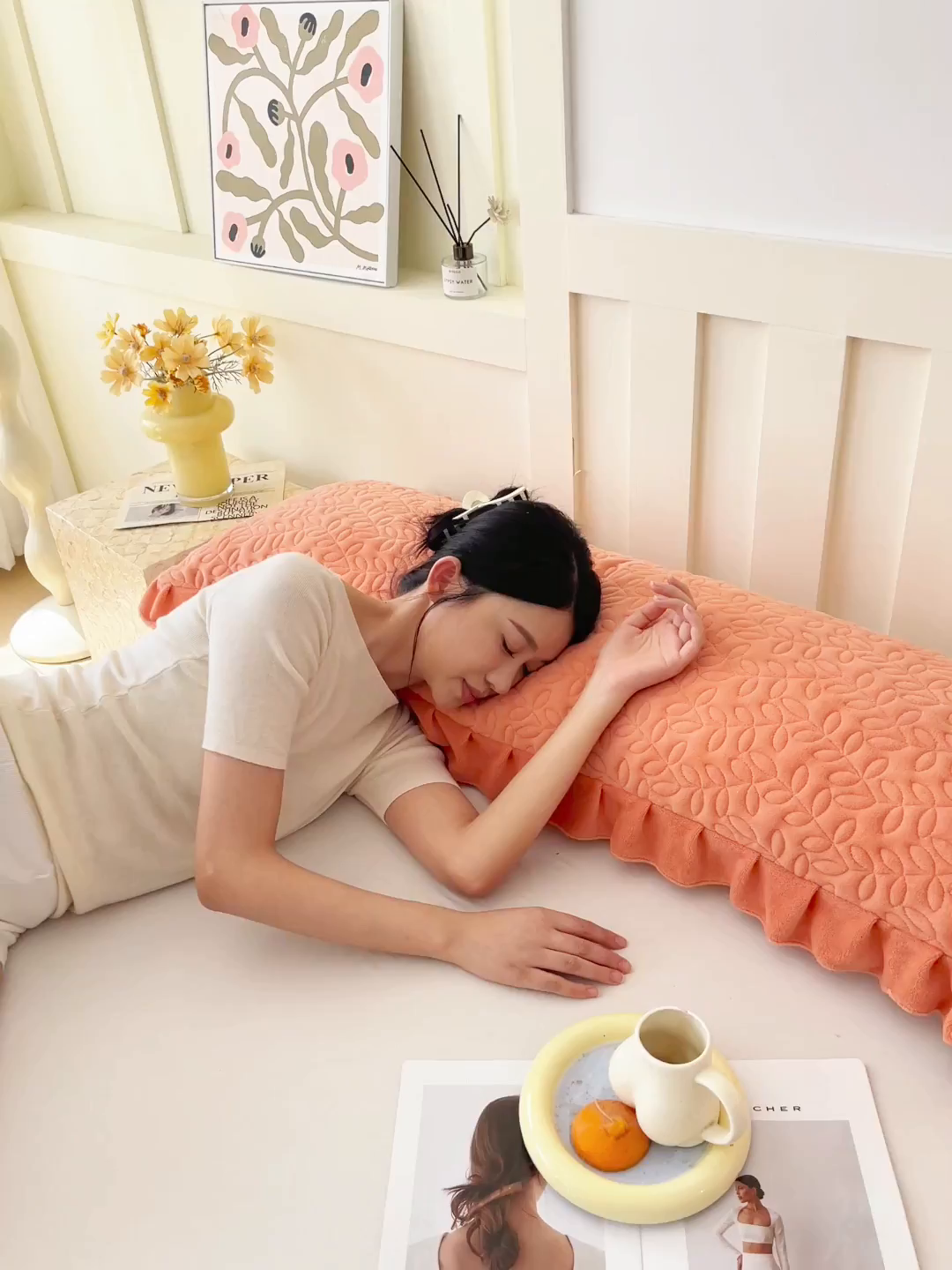 91家纺网 家纺一手货源 找家纺 雨彤家纺 2025新款牛奶绒花边夹棉长枕套 幸运草-桔色