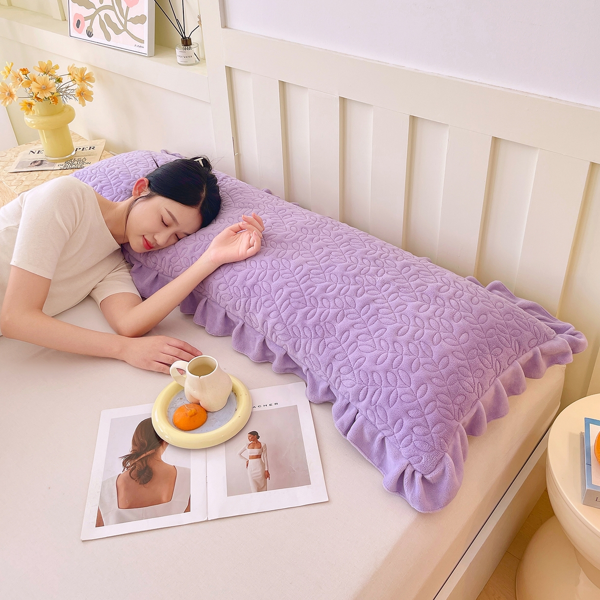 91家纺网 家纺一手货源 找家纺 雨彤家纺 2025新款牛奶绒花边夹棉长枕套 幸运草-香芋紫