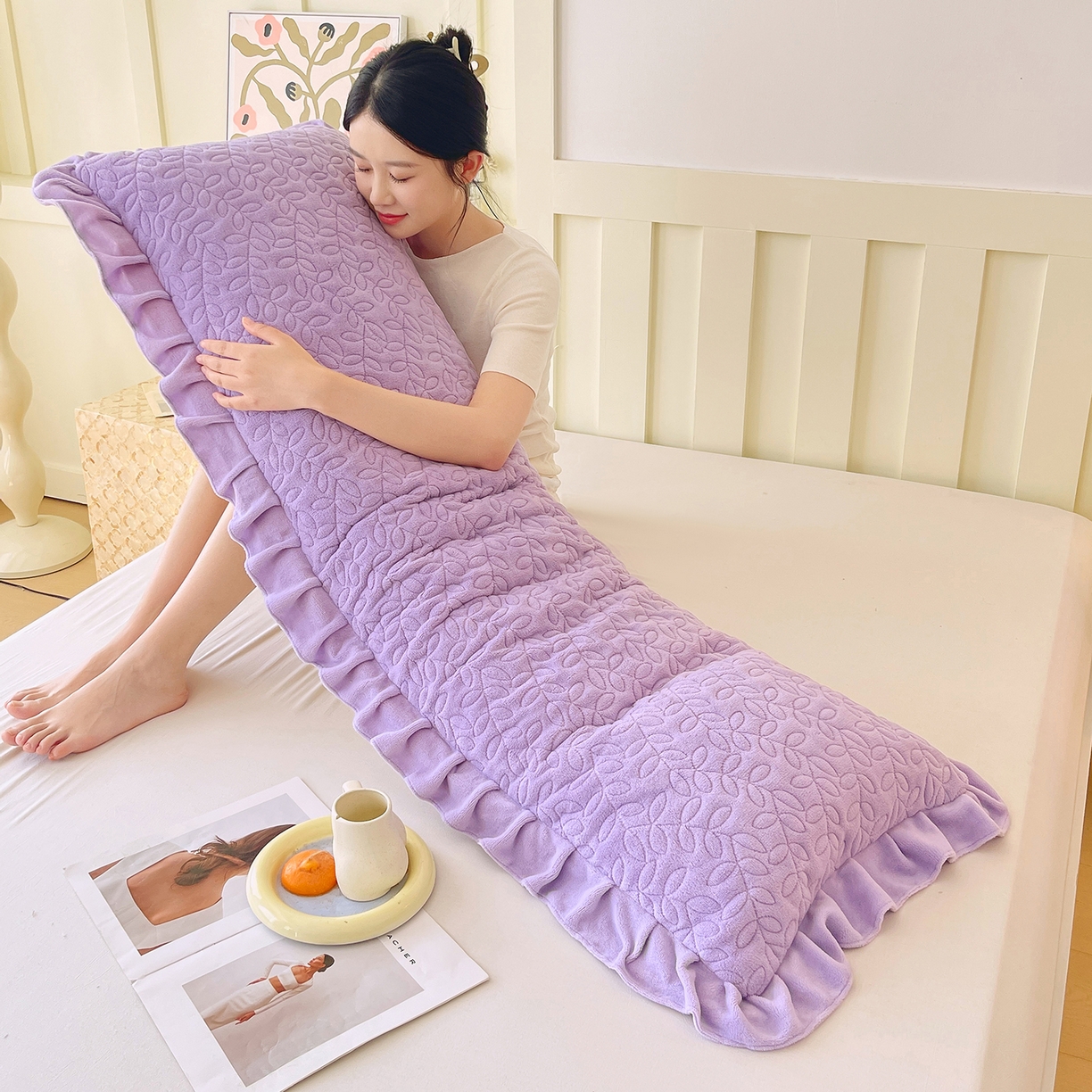 91家纺网 家纺一手货源 找家纺 雨彤家纺 2025新款牛奶绒花边夹棉长枕套 幸运草-香芋紫