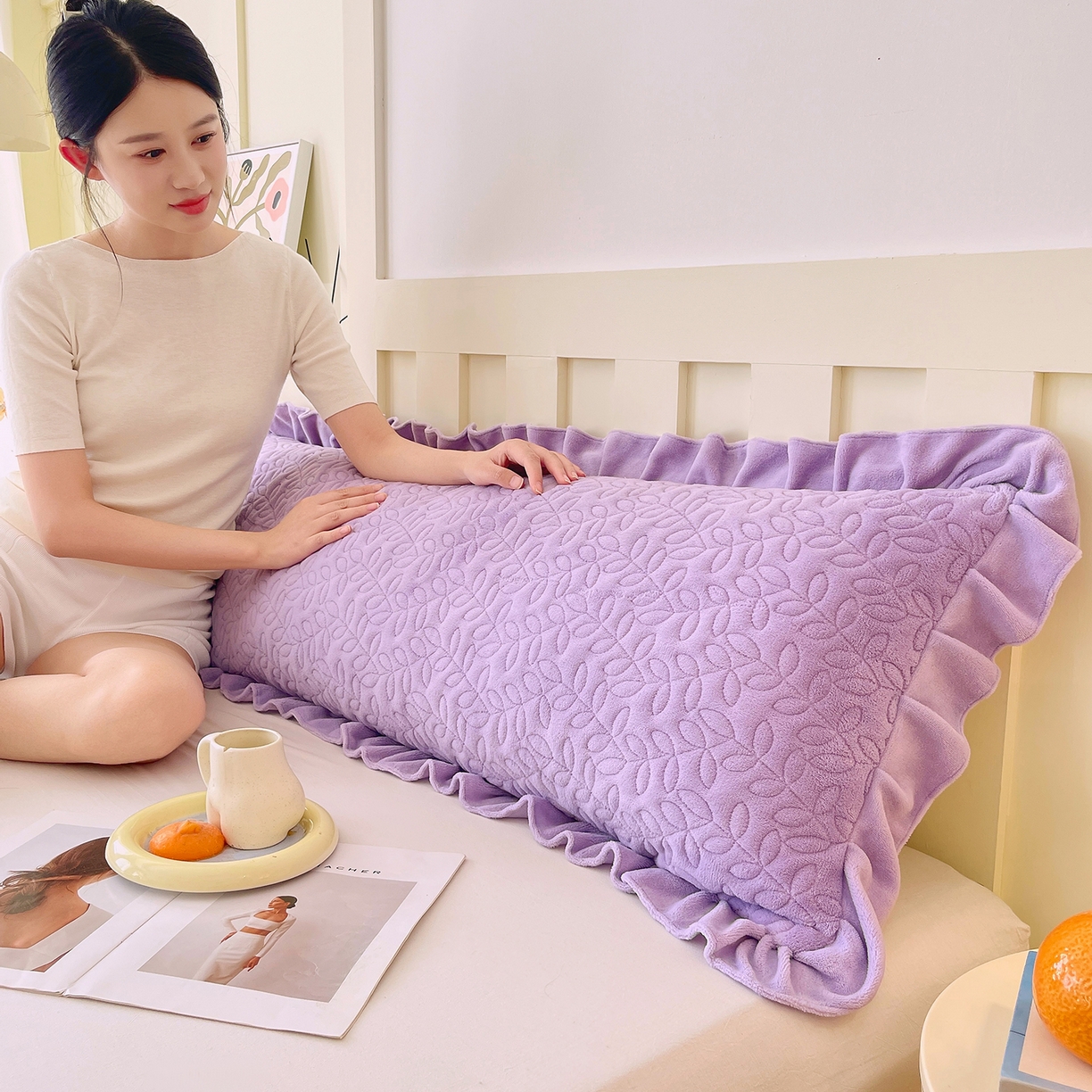 91家纺网 家纺一手货源 找家纺 雨彤家纺 2025新款牛奶绒花边夹棉长枕套 幸运草-香芋紫