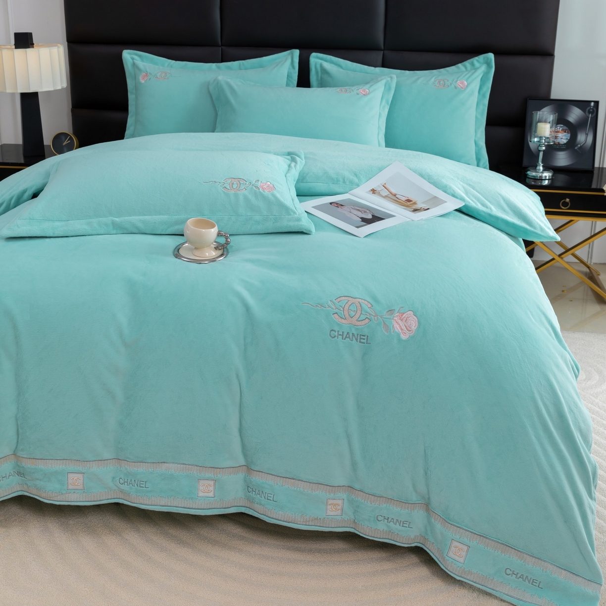 91家纺网 家纺一手货源 找家纺 （总）好漂靓家纺 2025新款75D全光慕丝绒保暖四件套-贵族生活