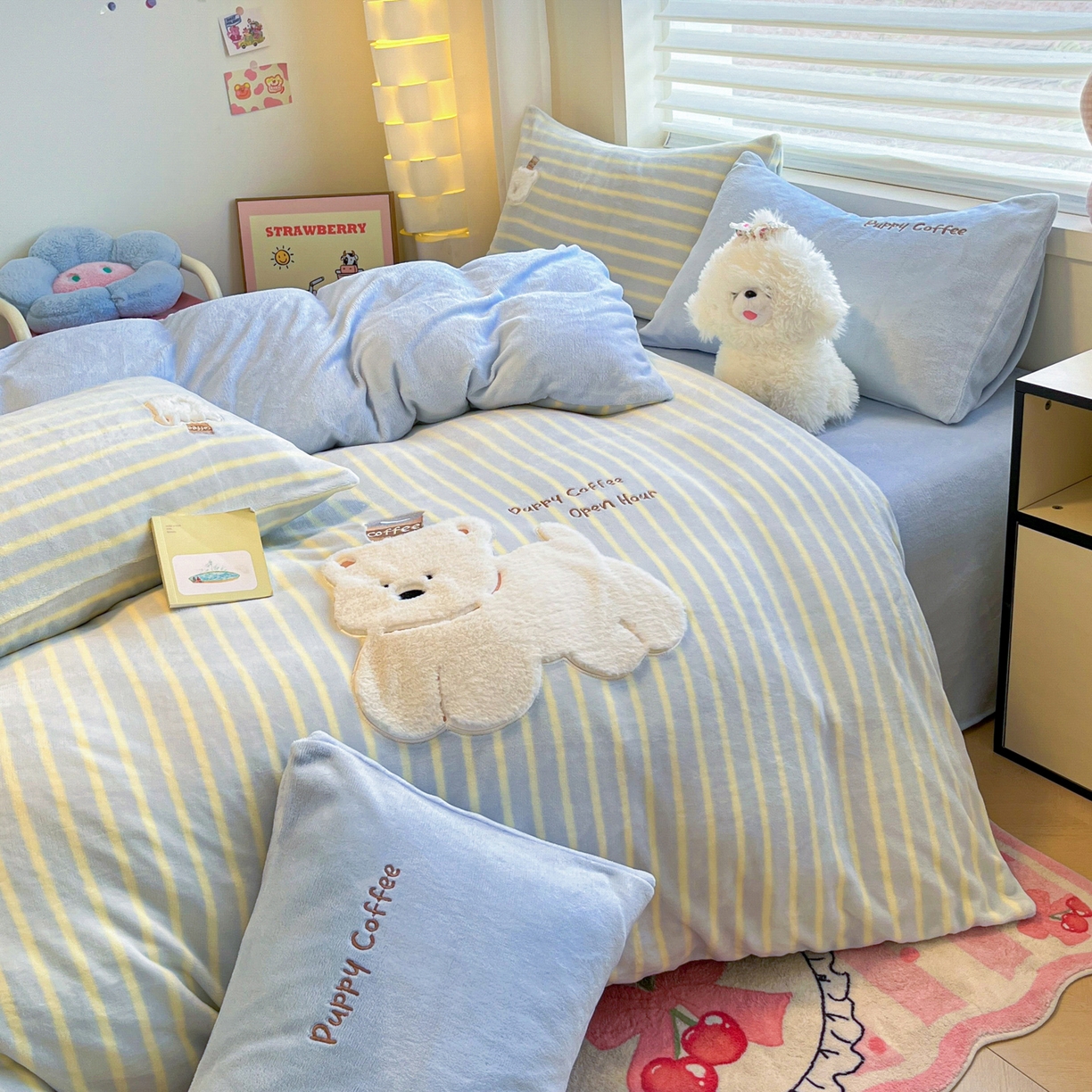 91家纺网 家纺一手货源 找家纺 如一 2025新款高克重卡通贴布绣牛奶绒四件套 咖啡狗