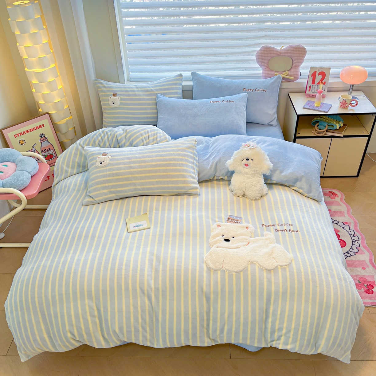 91家纺网 家纺一手货源 找家纺 如一 2025新款高克重卡通贴布绣牛奶绒四件套 咖啡狗