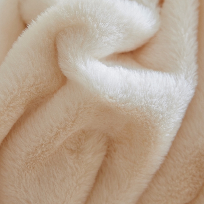 91家纺网 家纺一手货源 找家纺 初拾 2025新款亲肤舒适兔毛牛奶绒毛巾绣四件套-郁金香花海 （会员减20 控价：淘宝券后不低于298元 直播不低于298元） 郁金香花海-白绿