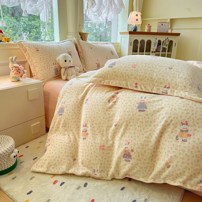 91家纺网 家纺一手货源 找家纺 绵庭家纺 2025新款高克重牛奶绒被套单件单被套被套单品 萌兔之星