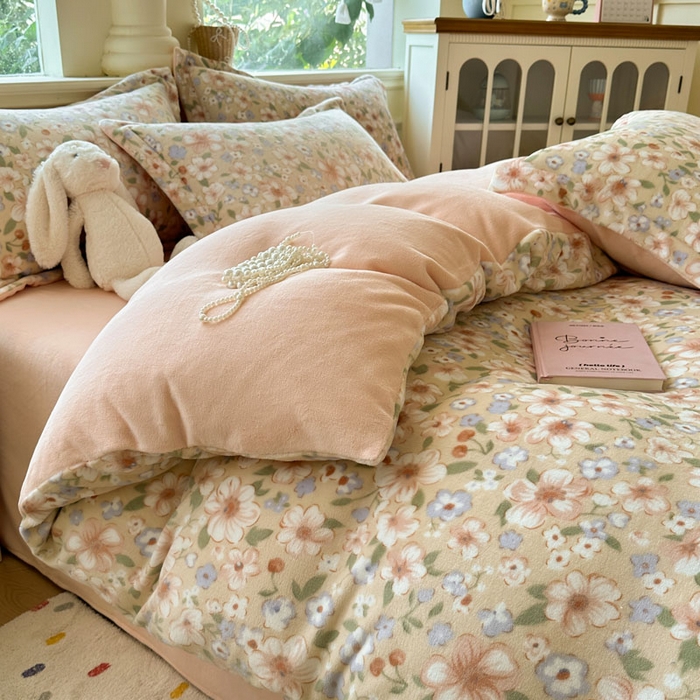 91家纺网 家纺一手货源 找家纺 绵庭家纺 2025新款高克重牛奶绒被套单件单被套被套单品 梦境花语