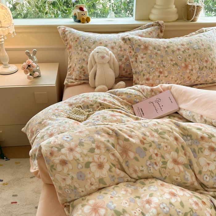 91家纺网 家纺一手货源 找家纺 绵庭家纺 2025新款高克重牛奶绒被套单件单被套被套单品 梦境花语
