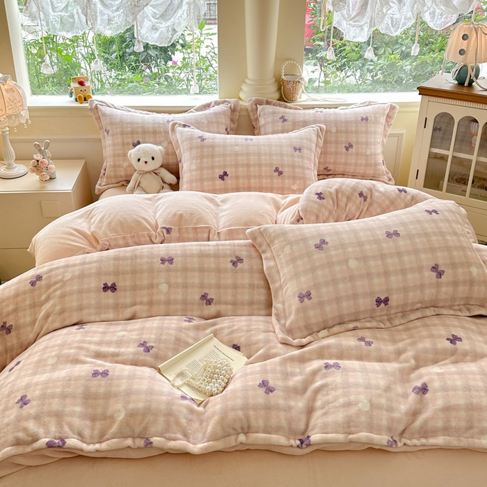 91家纺网 家纺一手货源 找家纺 绵庭家纺 2025新款高克重牛奶绒被套单件单被套被套单品 星梦蝶结-紫