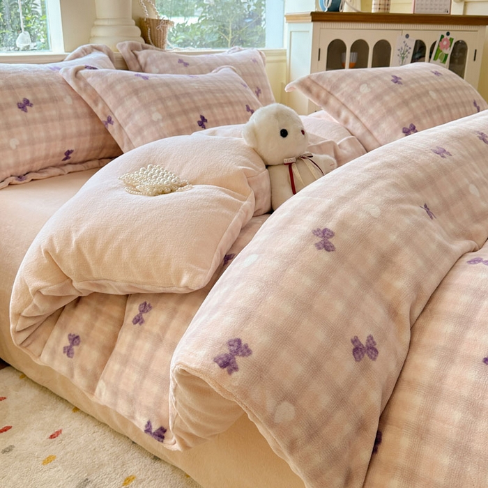 91家纺网 家纺一手货源 找家纺 绵庭家纺 2025新款高克重牛奶绒被套单件单被套被套单品 星梦蝶结-紫