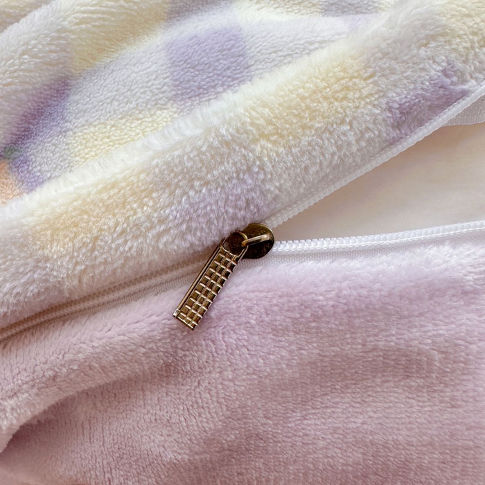 91家纺网 家纺一手货源 找家纺 绵庭家纺 2025新款高克重牛奶绒被套单件单被套被套单品 熊宝