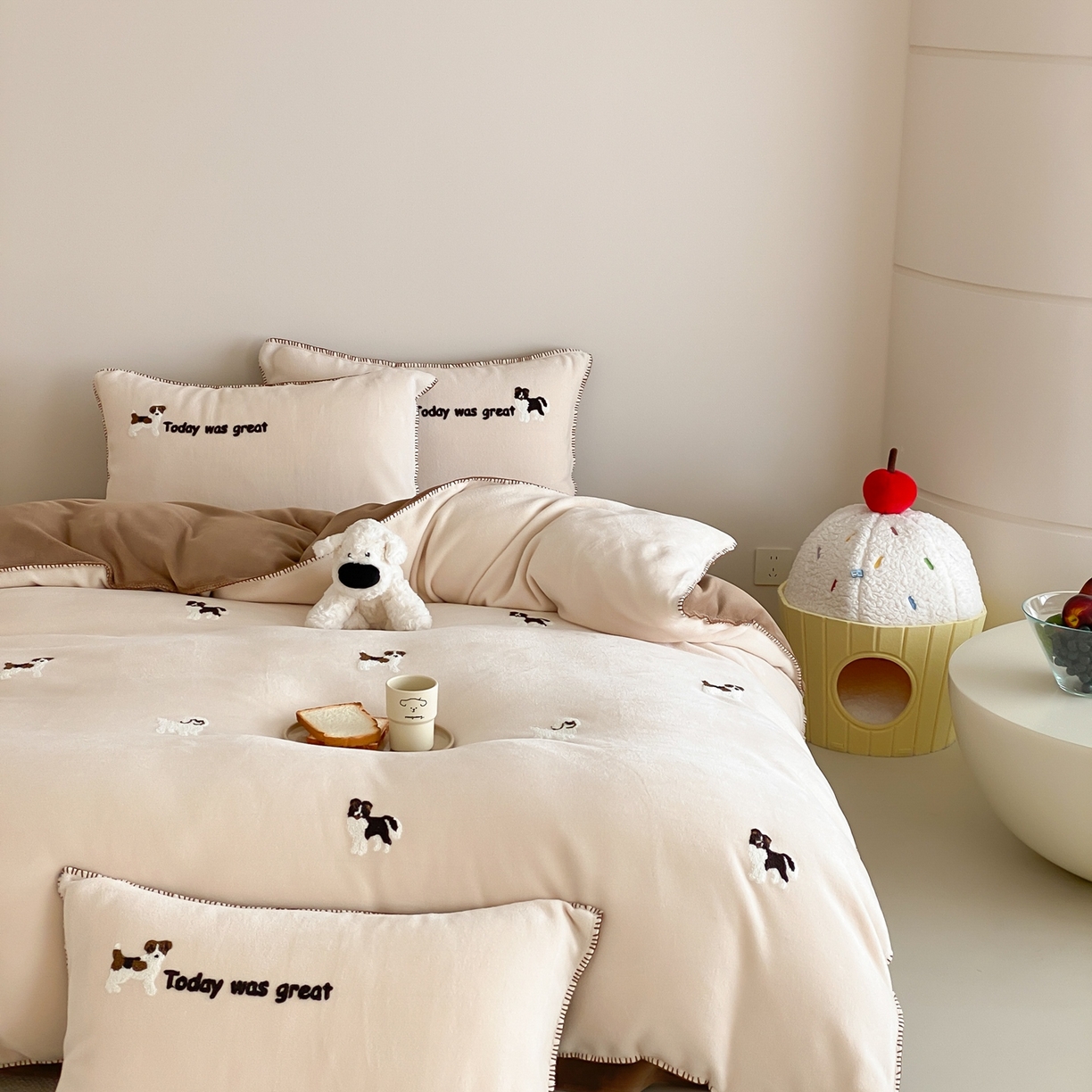 91家纺网 家纺一手货源 找家纺 （总）时亿家居 2025新款高克重獭獭绒四件套-萌宠