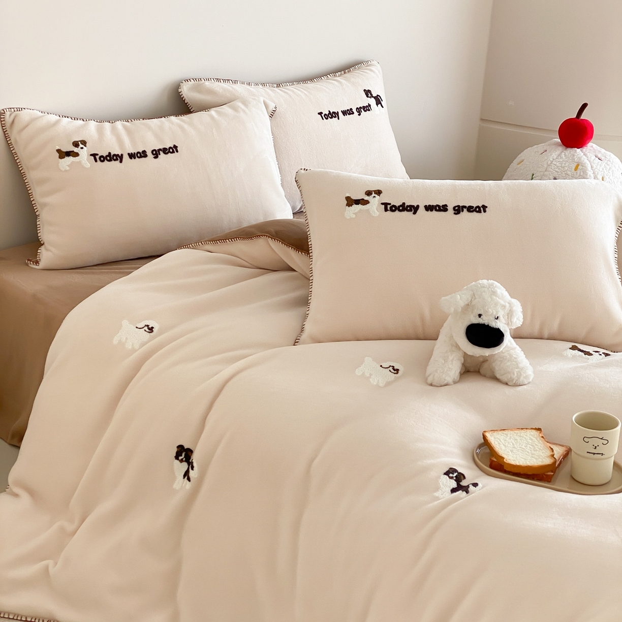 91家纺网 家纺一手货源 找家纺 （总）时亿家居 2025新款高克重獭獭绒四件套-萌宠