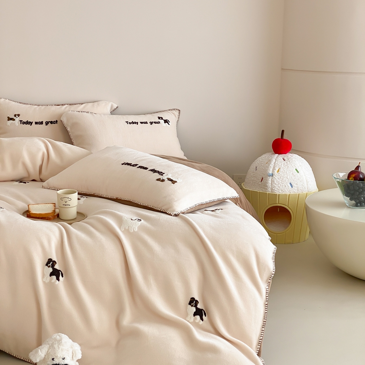 91家纺网 家纺一手货源 找家纺 （总）时亿家居 2025新款高克重獭獭绒四件套-萌宠