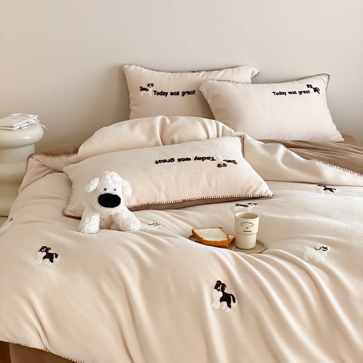 91家纺网 家纺一手货源 找家纺 （总）时亿家居 2025新款高克重獭獭绒四件套-萌宠