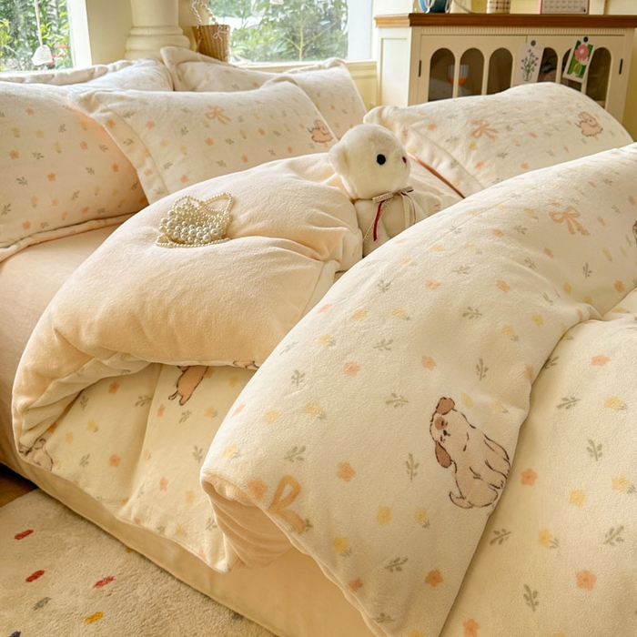 91家纺网 家纺一手货源 找家纺 绵庭家纺 2025新款高克重牛奶绒被套单件单被套被套单品 芋泥小狗