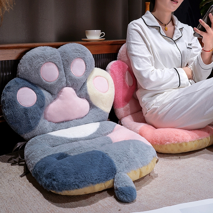 91家纺网 家纺一手货源 找家纺 仟亿莱 2025新款仿兔毛绒萌萌猫爪连体坐垫 棕色连体毛爪