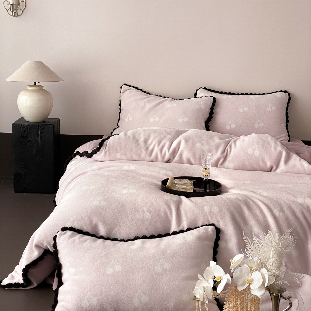 91家纺网 家纺一手货源 找家纺 （总）时亿家居 2025新款高克重獭獭绒四件套-云梦樱语